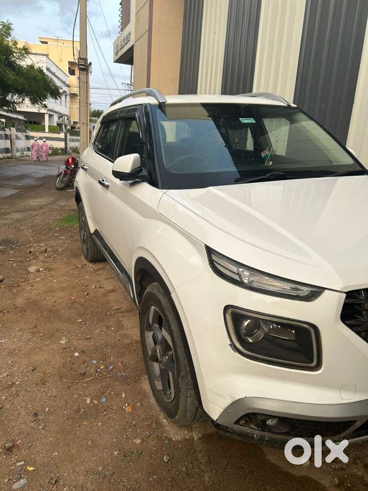 Hyundai Venue Diesel 2019