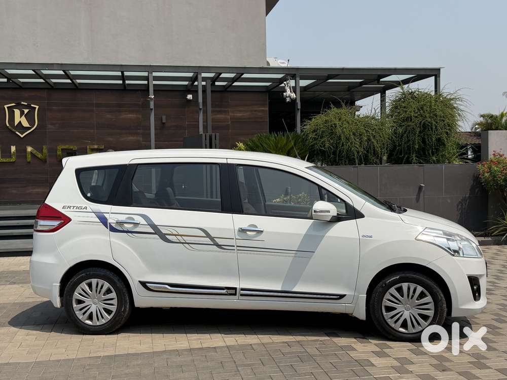 Maruti Suzuki Ertiga 2012-2015 Vdi, 2012, Diesel