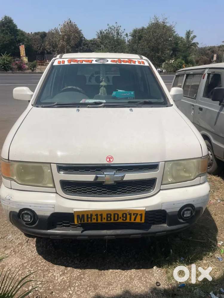 Chevrolet Tavera Neo Ls 2016 1st