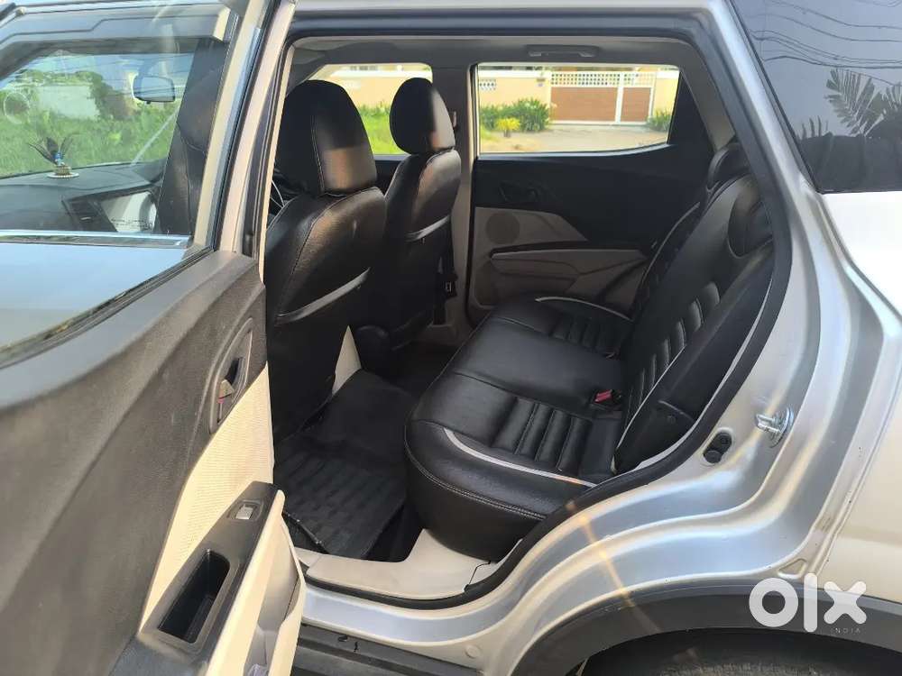 Mahindra Xuv300 W6 Ds Bs6 Mt  Well Maintained