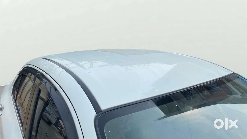 Maruti Suzuki Swift Dzire Amt Zxi, 2021, Petrol