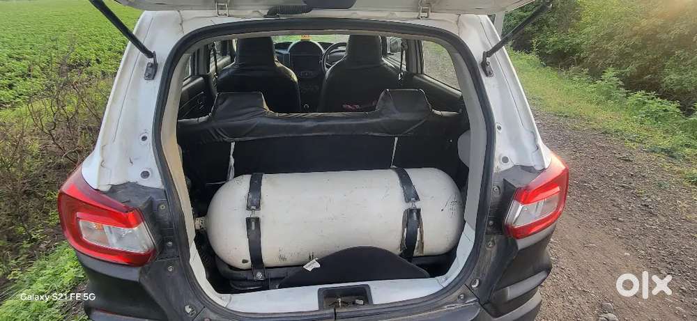 Maruti Suzuki S-presso 2022 Compony Fitted Cng