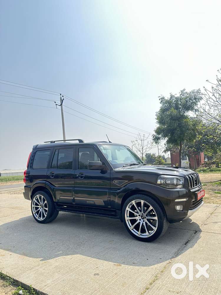 Mahindra Scorpio Classic 2.2 S 11 Mt 7 Cc, 2023, Diesel