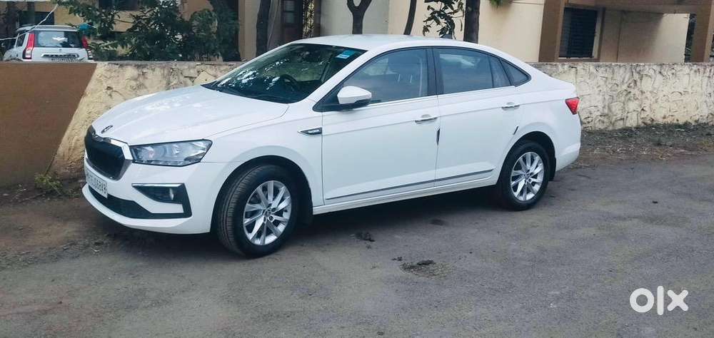 Skoda Slavia 2023 Petrol 36000 Km Driven Under Warranty
