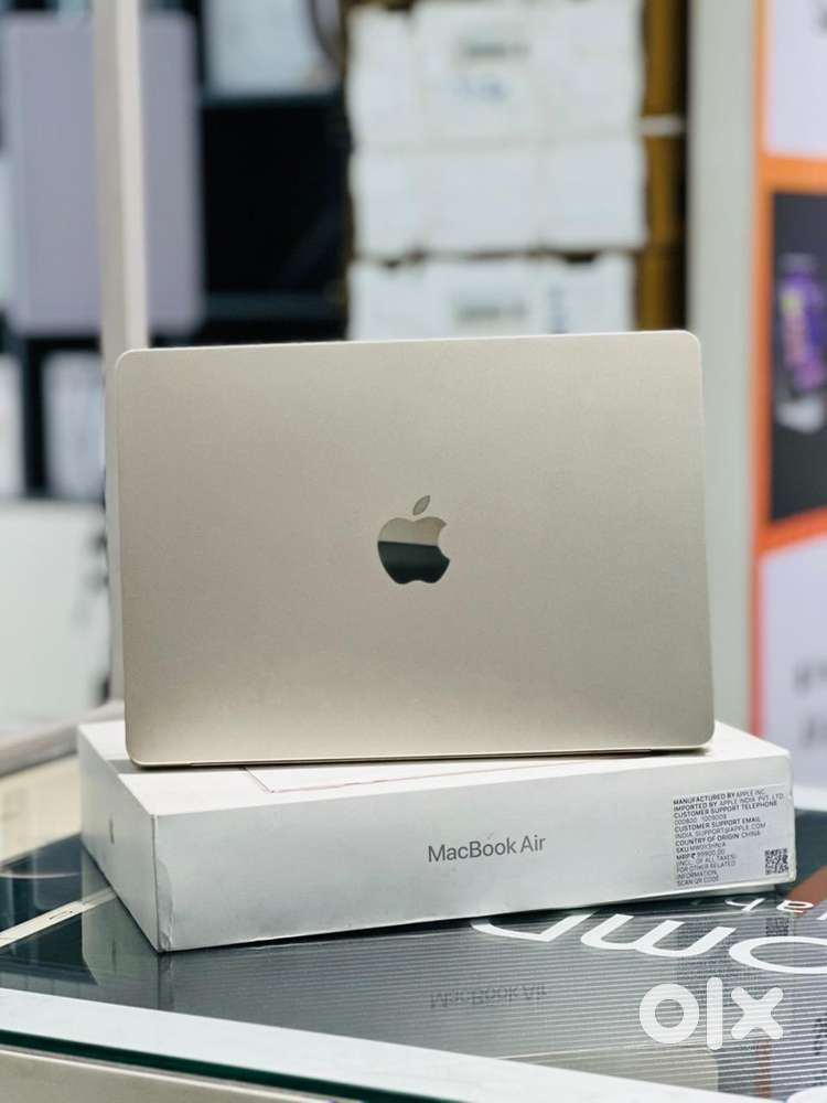 MacBookAir M4 13インチ 13-inch MacBook Air M4 chip with 10-core CPU and 8-core GPU, 16GB