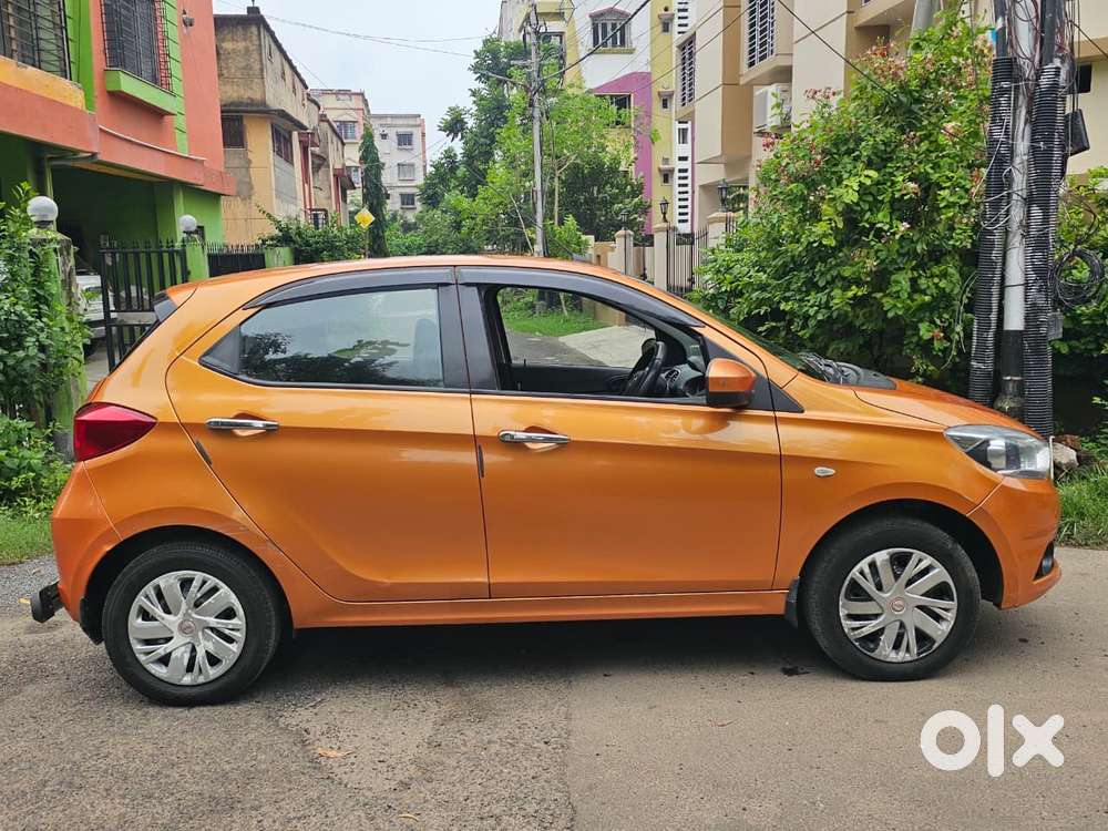 Tata Tiago 1.2 Revotron Xt, 2016, Petrol