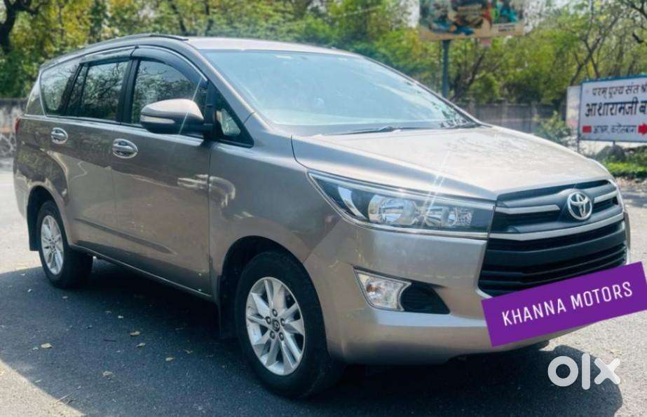 Toyota Innova Crysta 2.4 G Mt 7 Str, 2017, Diesel