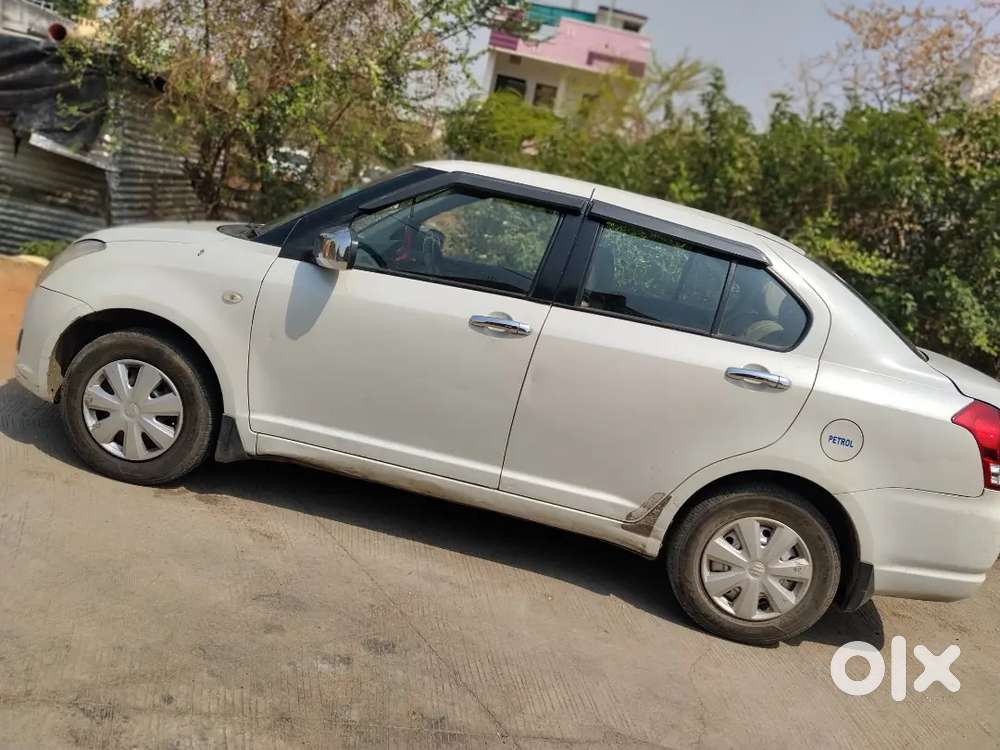 Maruti Suzuki Swift Dzire 2010 Petrol 79563 Km Driven