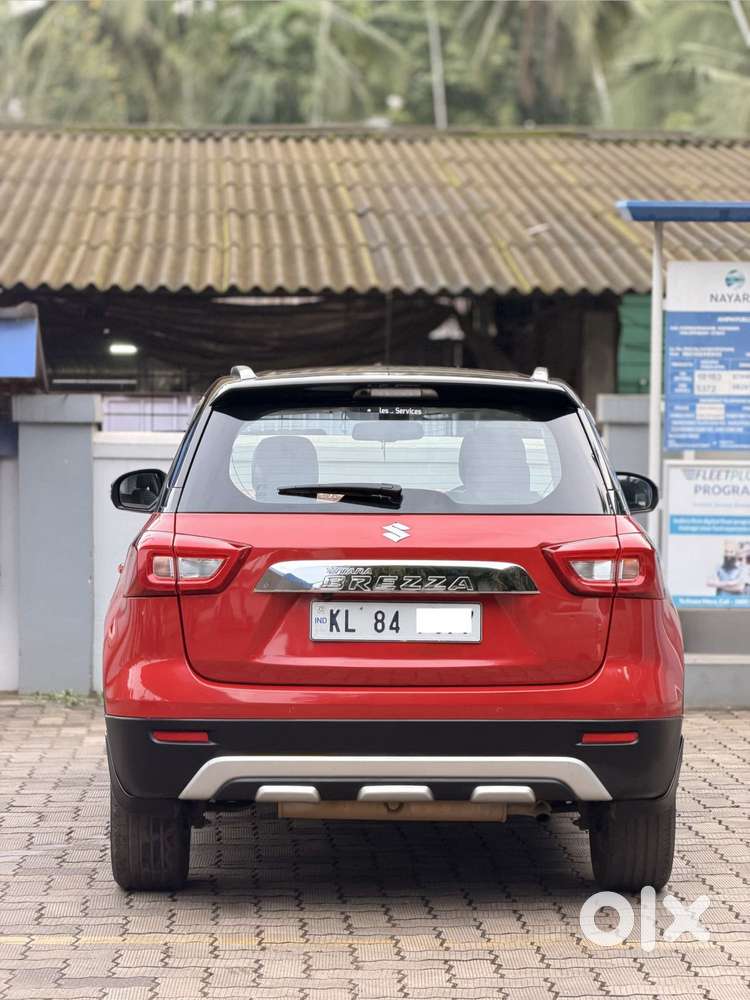 Maruti Suzuki Brezza 1.5 Zxi Smart Hybrid, 2021, Petrol