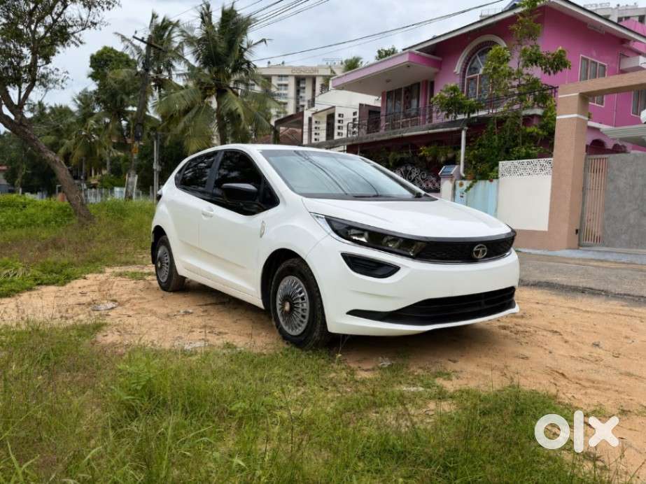 Tata Altroz 1.2 Xm, 2021, Petrol