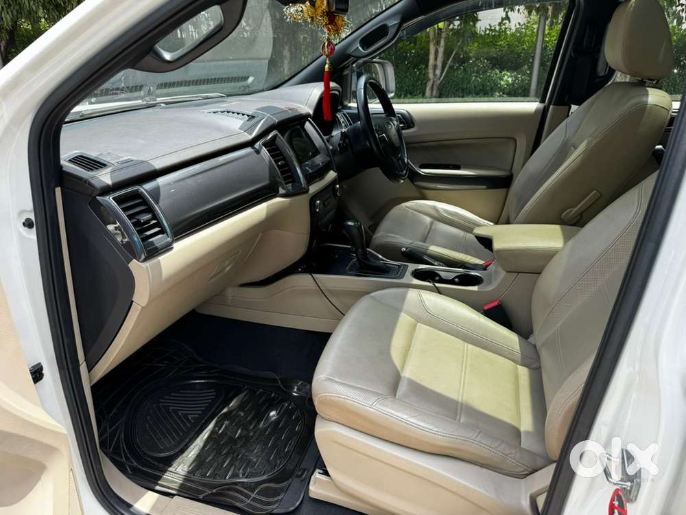 White Ford Endeavour Diesel July2018