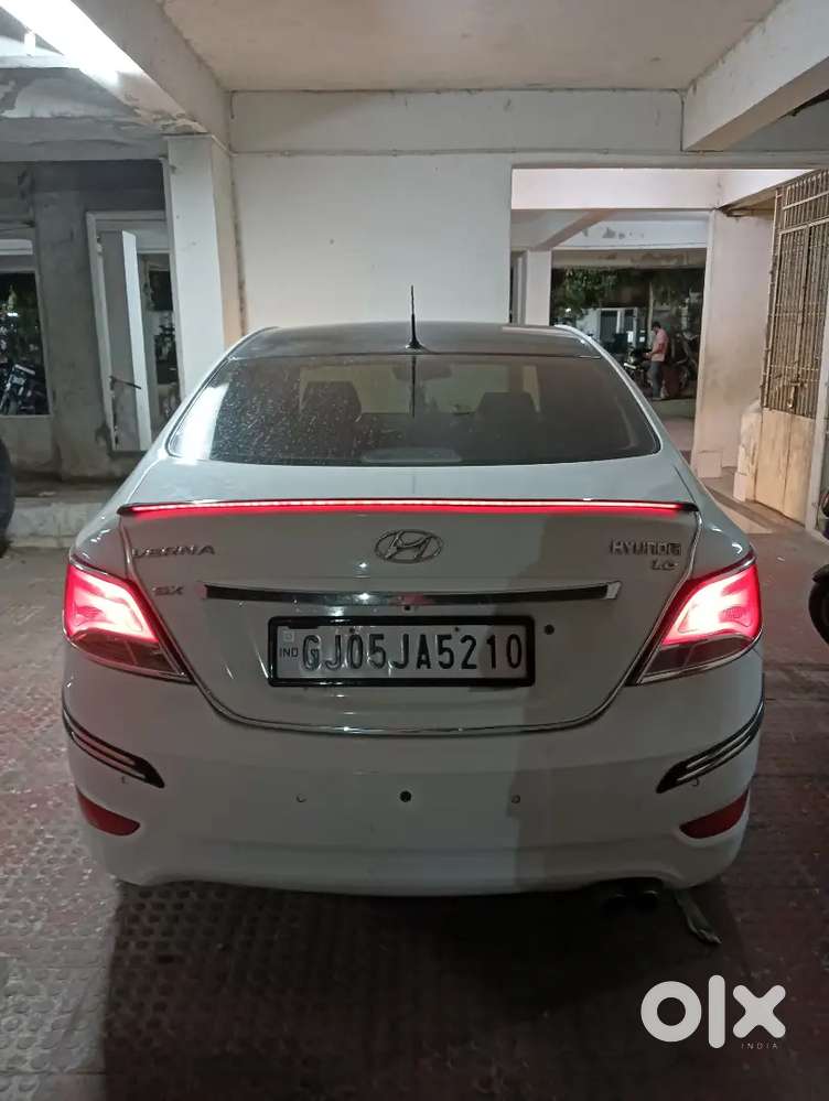 Hyundai Verna 2012