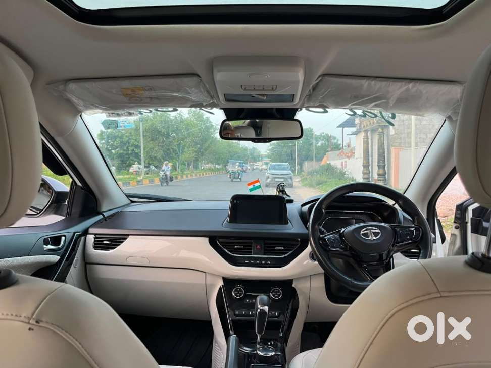 Tata Nexon 1.5 Revotorq Xza Plus (l), 2023, Petrol