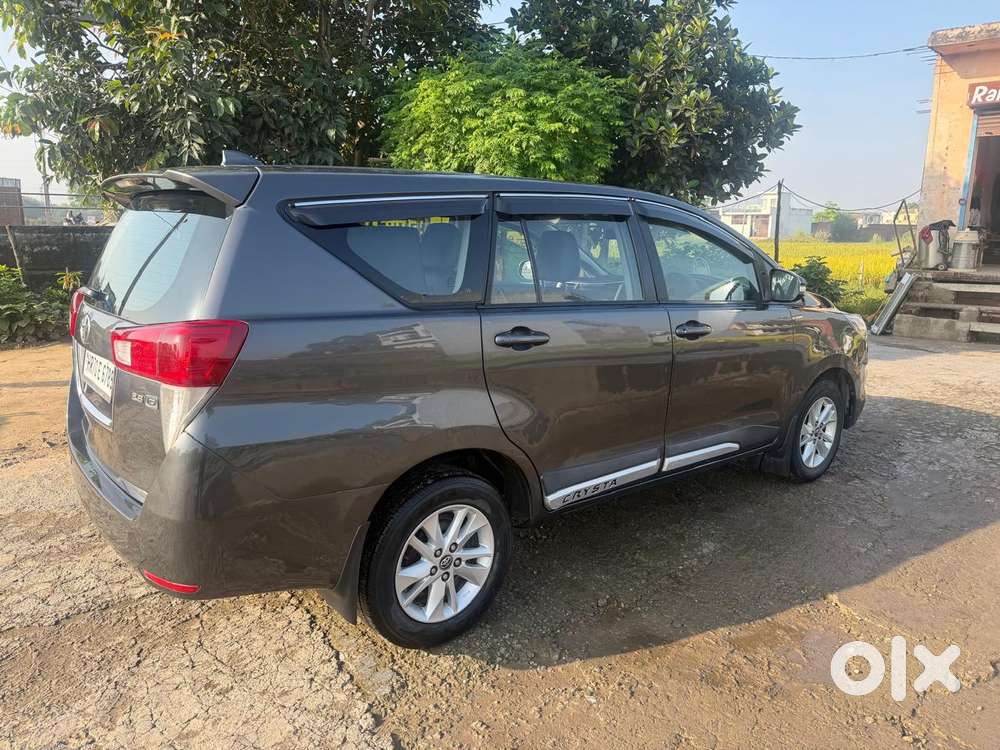 Toyota Innova Crysta 2.8 Gx At, 2017, Diesel
