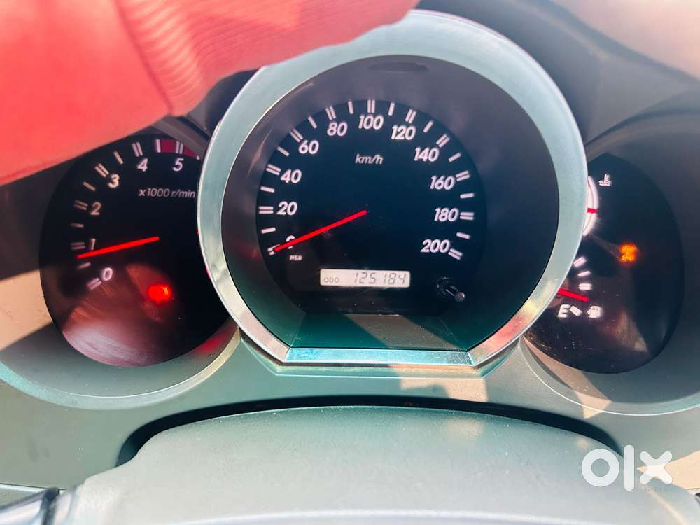 Toyota Fortuner 3.0 4x4 Anniversary Edition Mt, 2011, Diesel