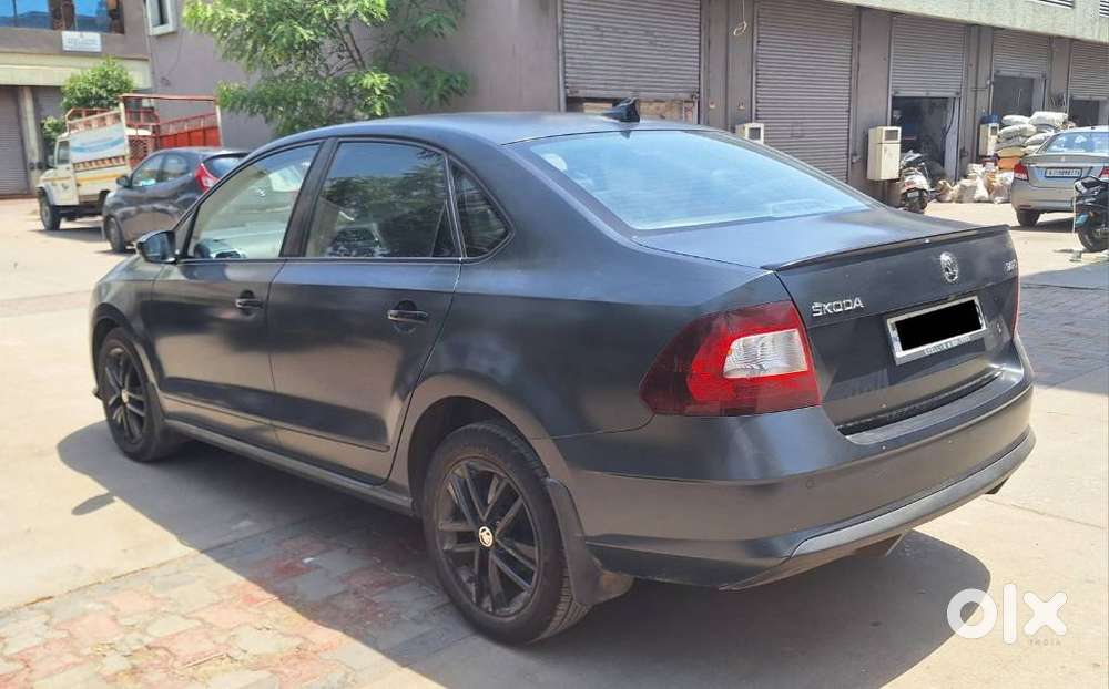 Skoda Rapid 1.0 Ambition Tsi At, 2022, Petrol