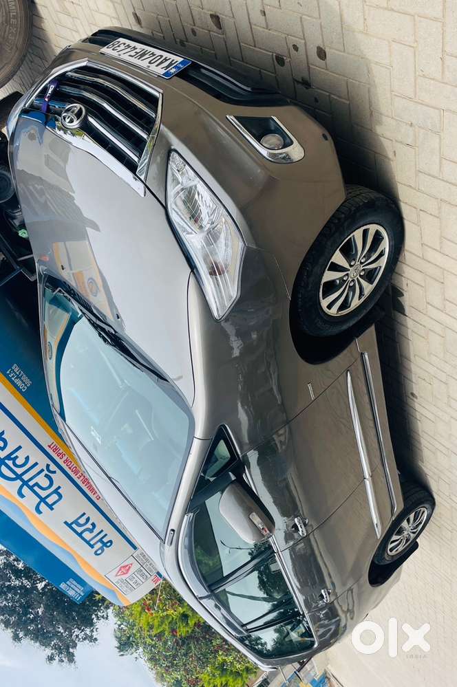Toyota Innova Diesel 2015