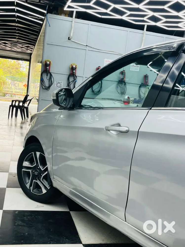 Tata Tigor Petrol 2018 Variant Last Year