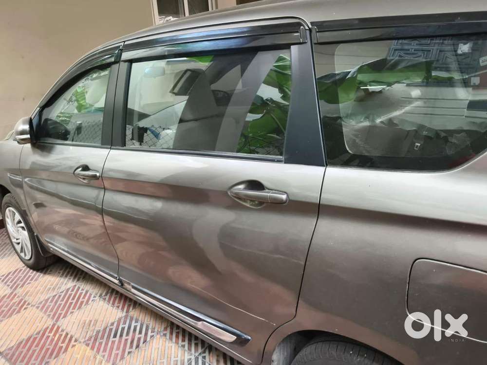 Maruti Suzuki Ertiga Petrol 2024