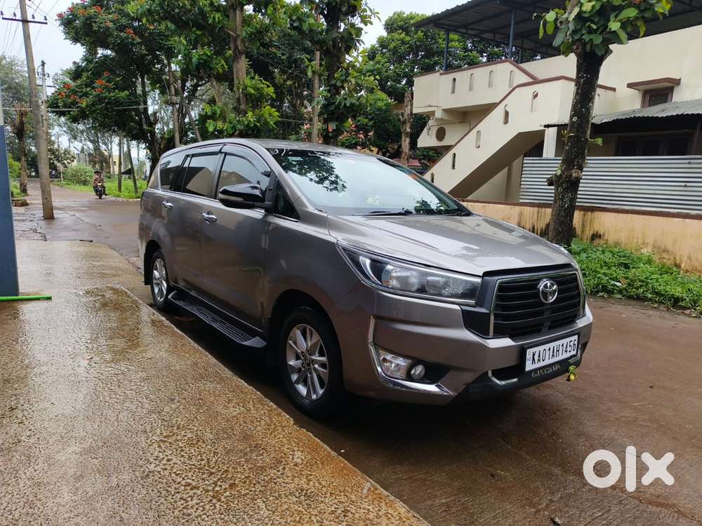 Toyota Innova Crysta 2017 Diesel Manual Car