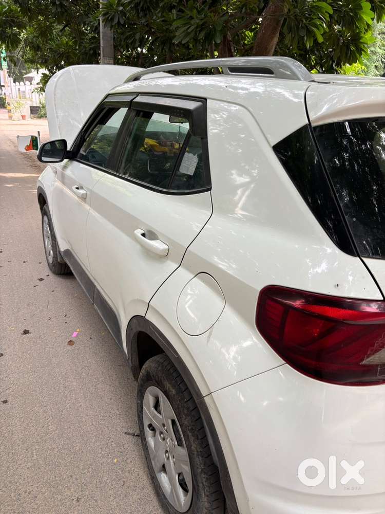 Hyundai Venue Petrol Good Condition