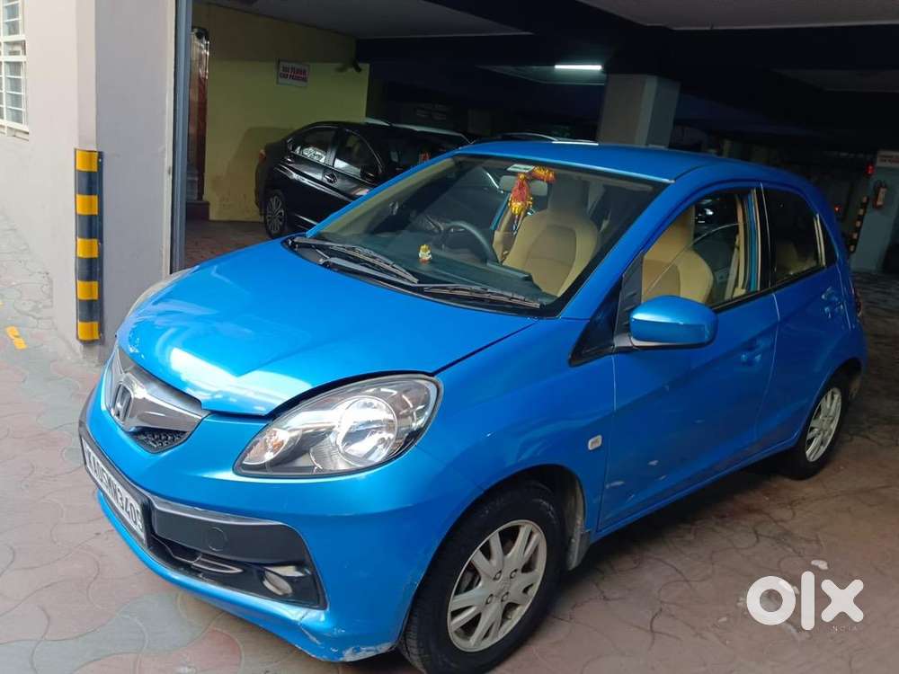 Honda Brio 2013 Petrol Well Maintained