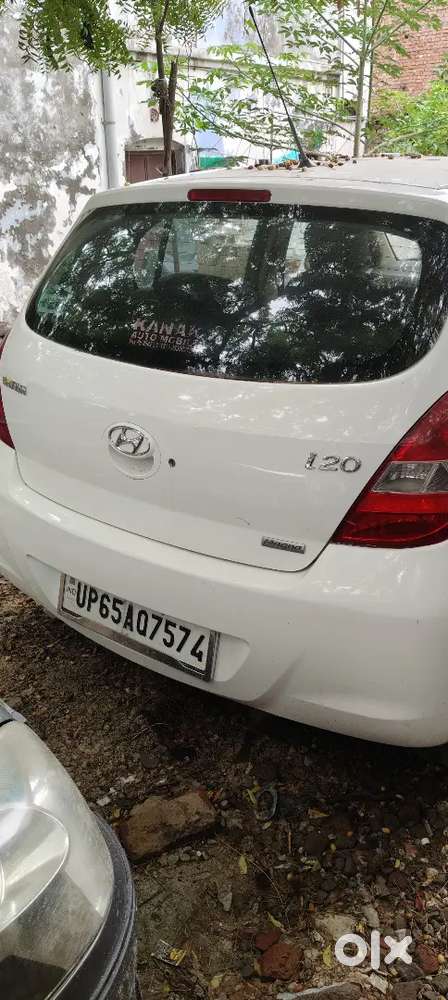 Hyundai Accent Hatchback 2009 Petrol 87000 Km Driven