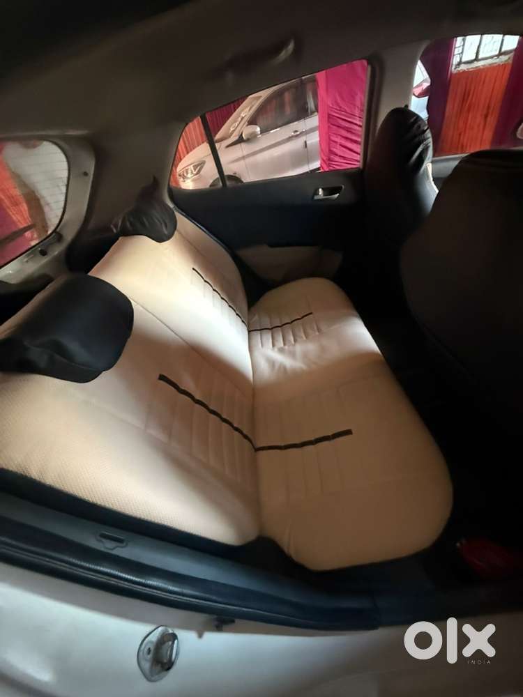 Hyundai Grand I10 2015 Car
