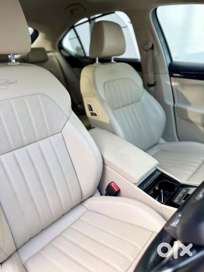 Skoda Superb L&k 2.0 Tdi At, 2019, Diesel