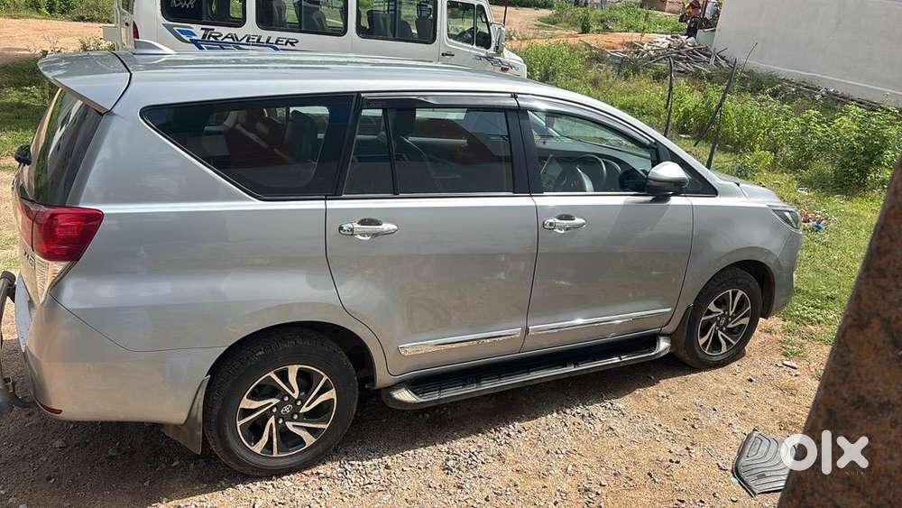 Toyota Innova Crysta 2024 Diesel 31000 Km Driven
