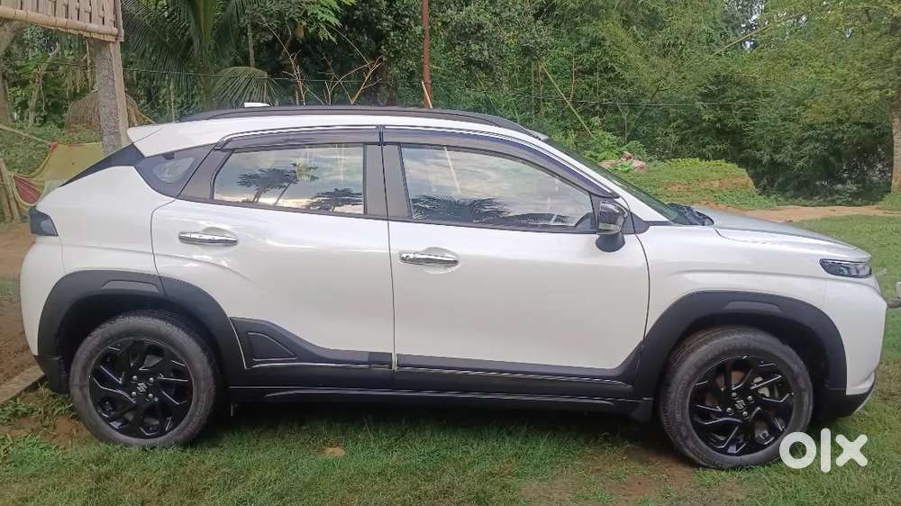 Maruti Suzuki Fronx 2023 Petrol 6400 Km Driven Power All Full Alloye