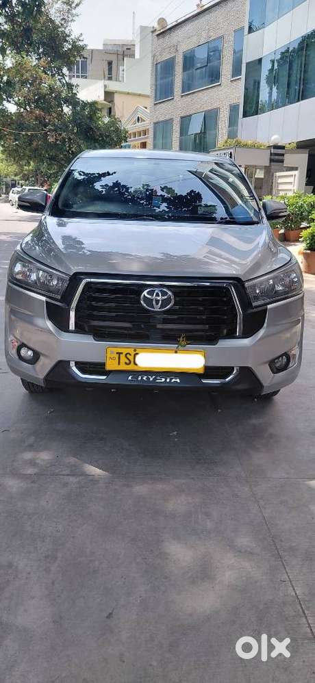 Toyota Innova Crysta 2.4 G Mt 8s, 2017, Diesel