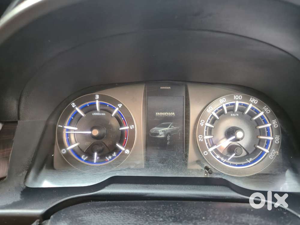 Toyota Innova Crysta 2.4 V, 2017, Diesel