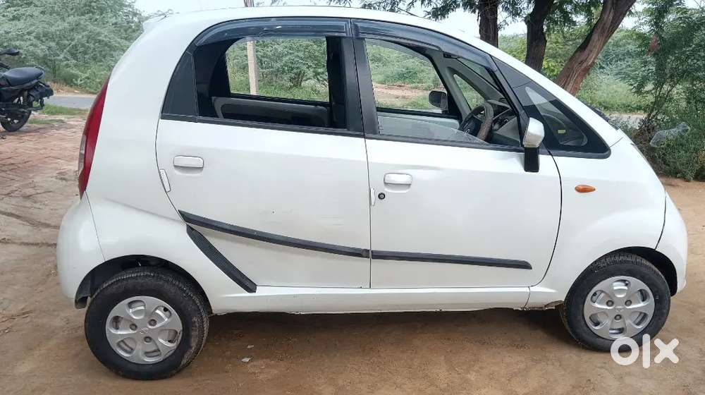 Tata Nano Genx Xt 2017 With Low Kms