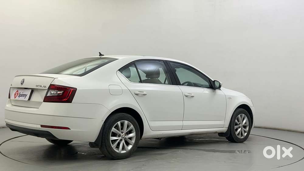 Skoda Octavia 2.0 L K Tsi At, 2017, Petrol