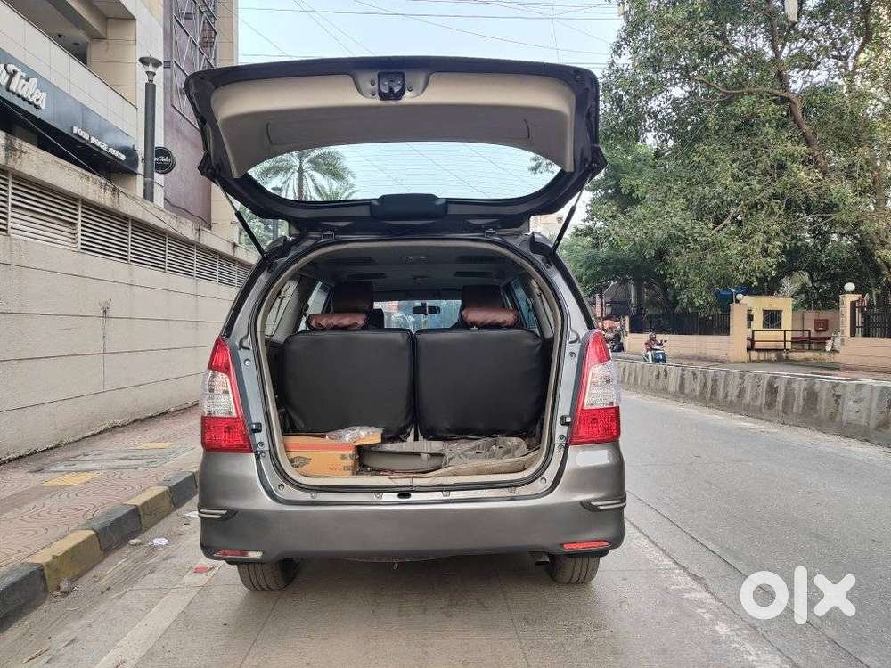 Toyota Innova 2.5 E 7 Str, 2010, Diesel