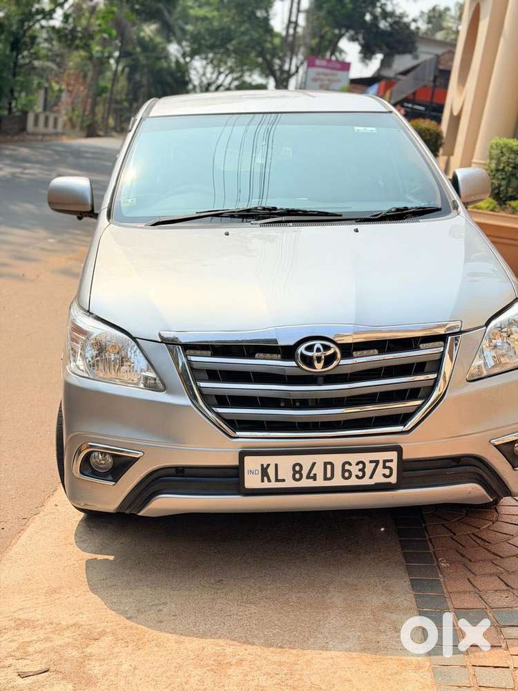 Toyota Innova 2.5 Gx 8 Seater Limited Edition, 2016, Diesel