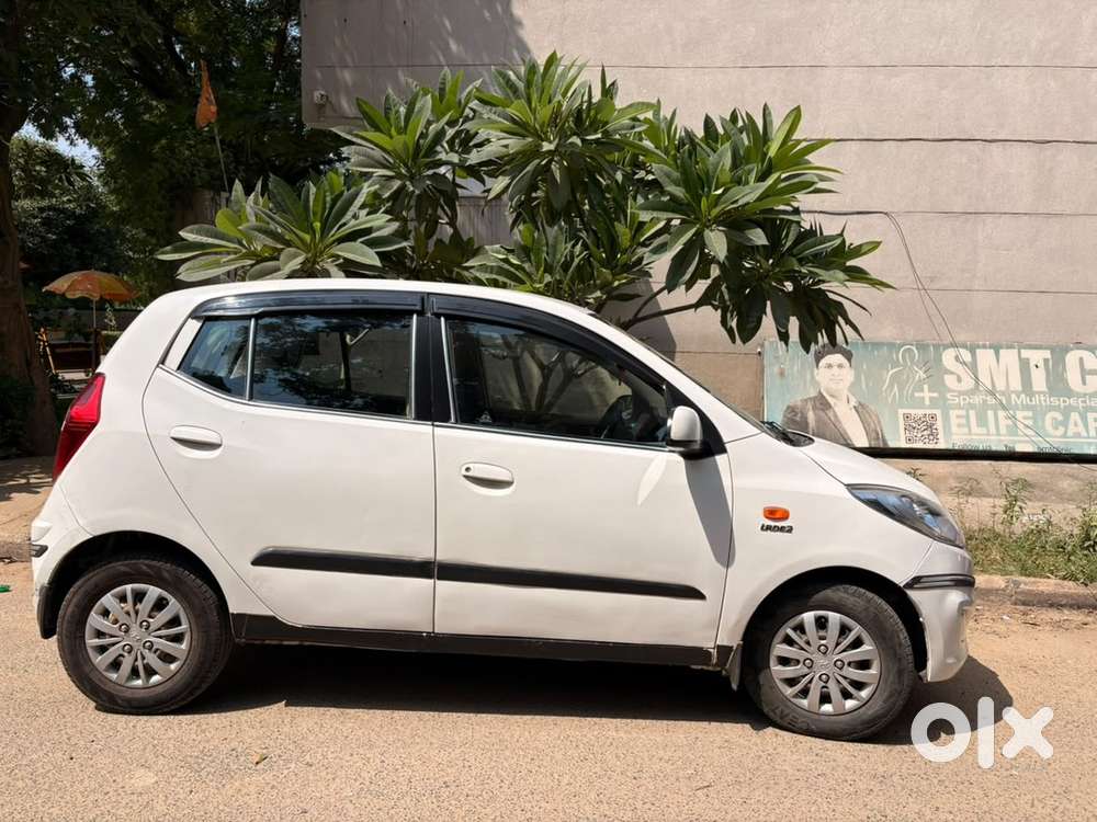 Hyundai I10 Sportz 2015