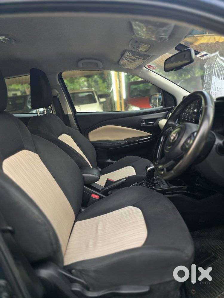 Toyota Glanza 1.2 V Amt, 2022, Petrol
