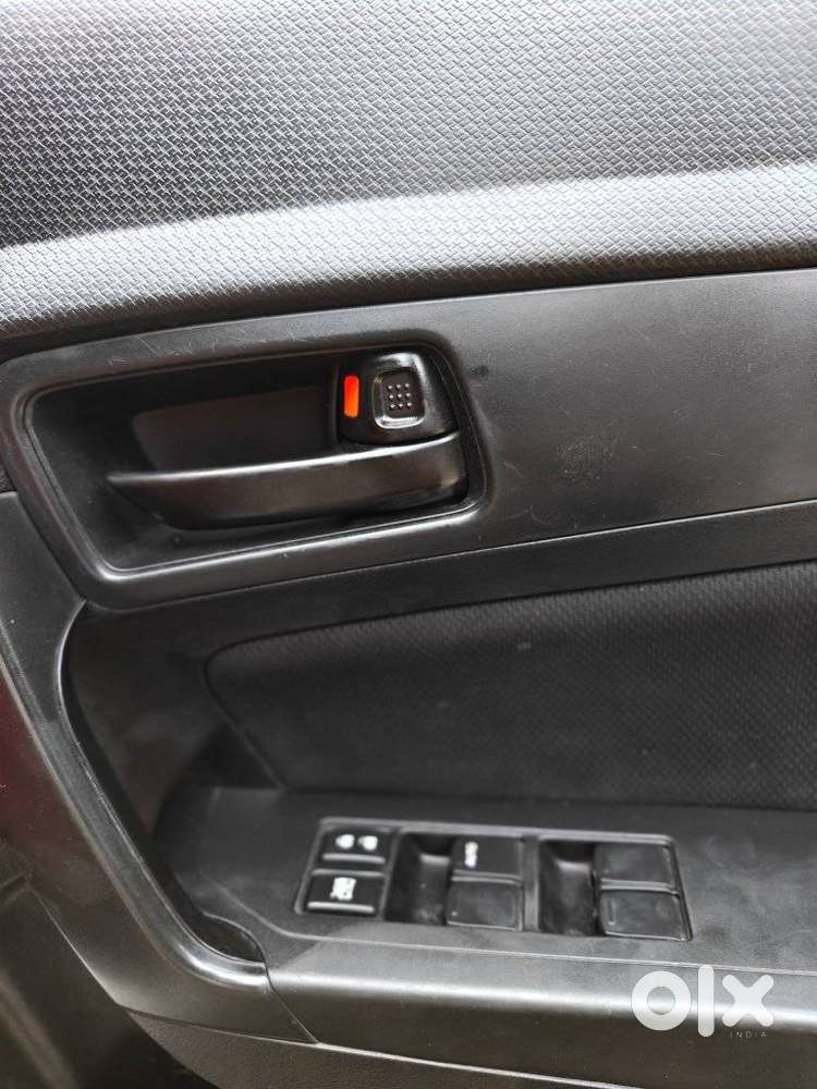 Maruti Suzuki Brezza 1.5 Vxi Smart Hybrid, 2020, Petrol
