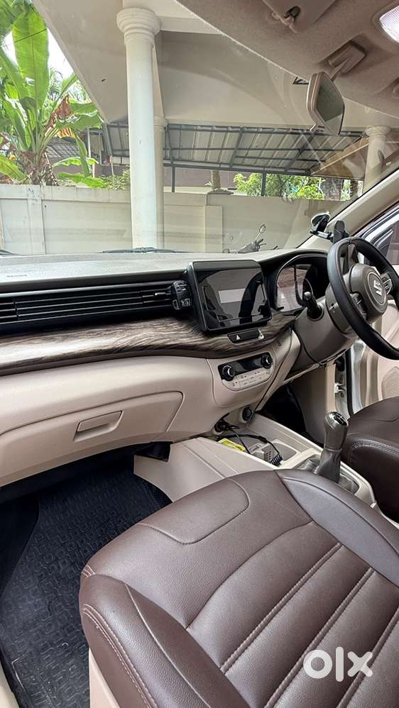 Maruti Suzuki Ertiga Zxi