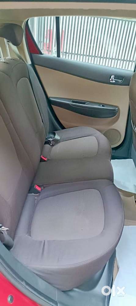 Hyundai I20 Sportz At 1.4, 2013, Petrol