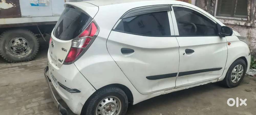 Hyundai Eon 2013 Petrol Well Maintained