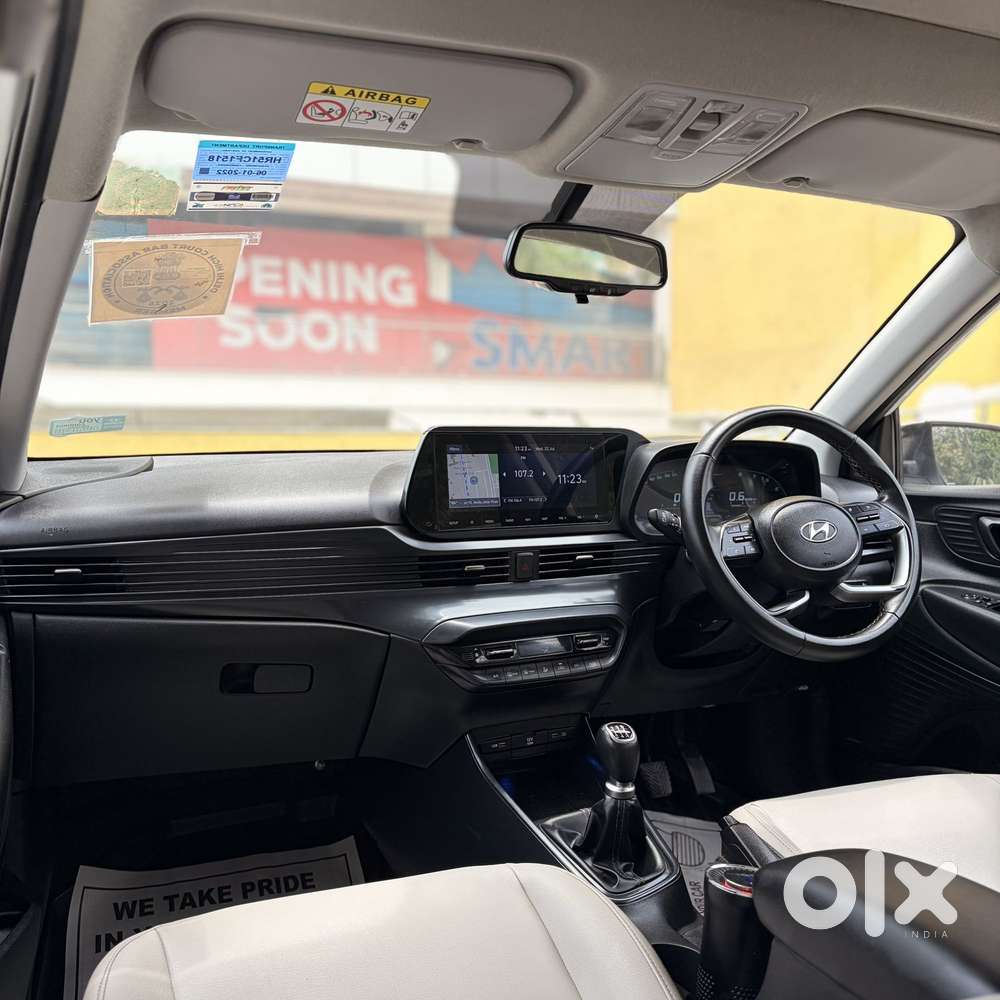 Hyundai I20 Asta (o) 1.2 Mt, 2022, Petrol