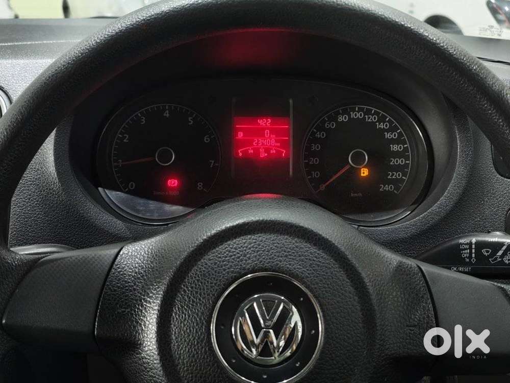 Volkswagen Polo Petrol Highline 1.2l, 2013, Petrol