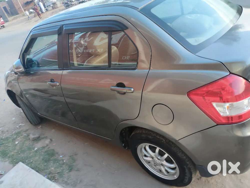 Maruti Suzuki Dzire 2015 Petrol 61500 Km Driven