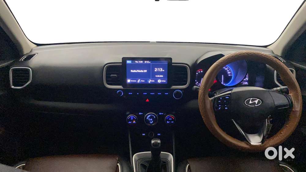 Hyundai Venue 1.2 S Plus, 2022, Petrol