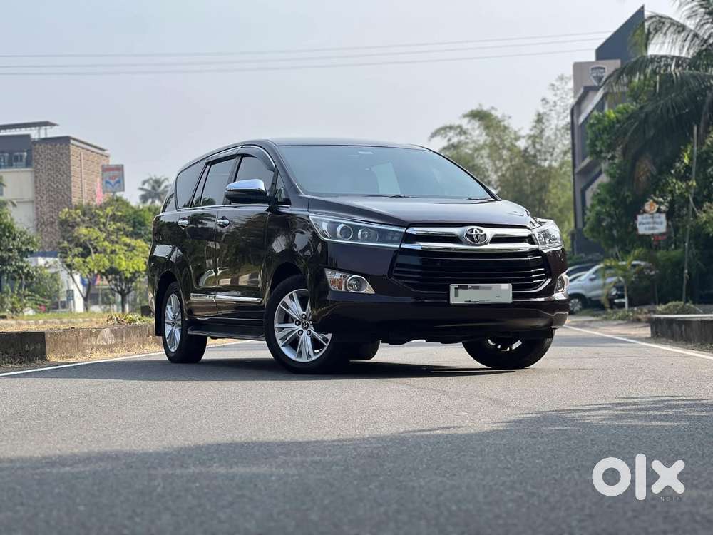 Toyota Innova Crysta 2.8z Automatic, 2018, Diesel