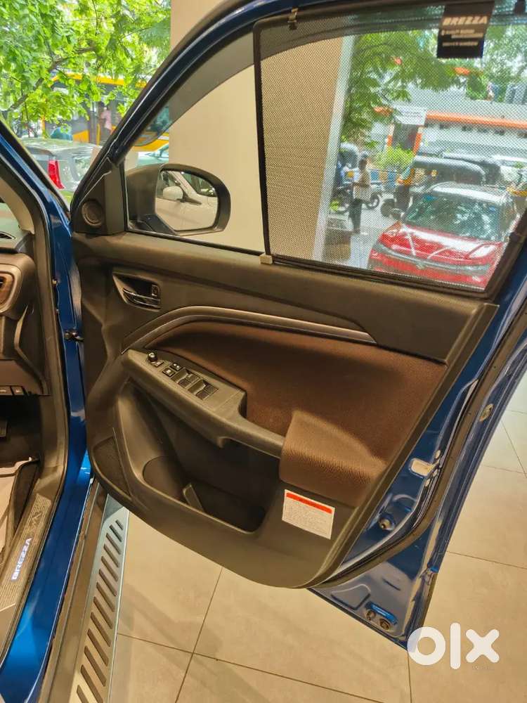 Maruti Suzuki Brezza Zxi 2025 Cng Car