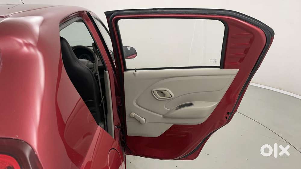 Datsun Redigo T Option, 2017, Petrol